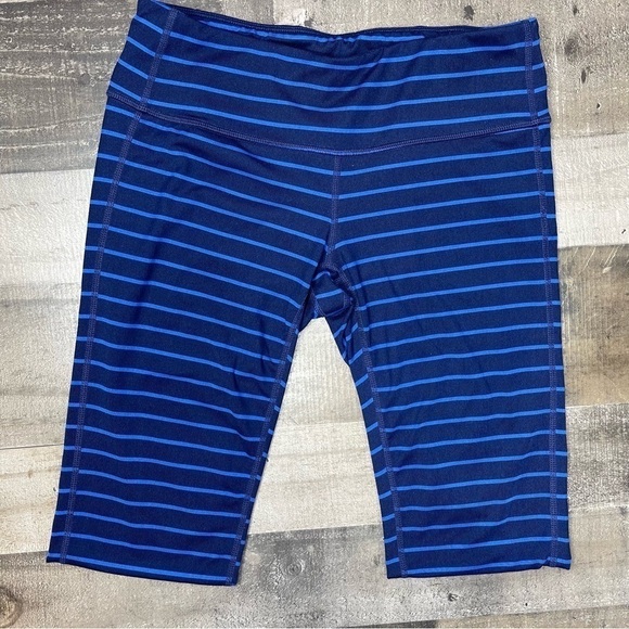 Athleta Blue Admiral Striped Chaturanga Small Tall Leggings - Picture 3 of 12